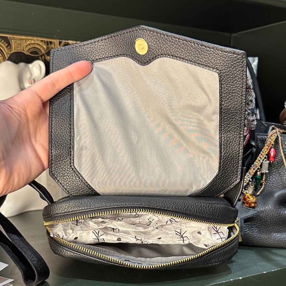 NWOT Freshly Picked Baby Belt Bag - Picture 5 of 6